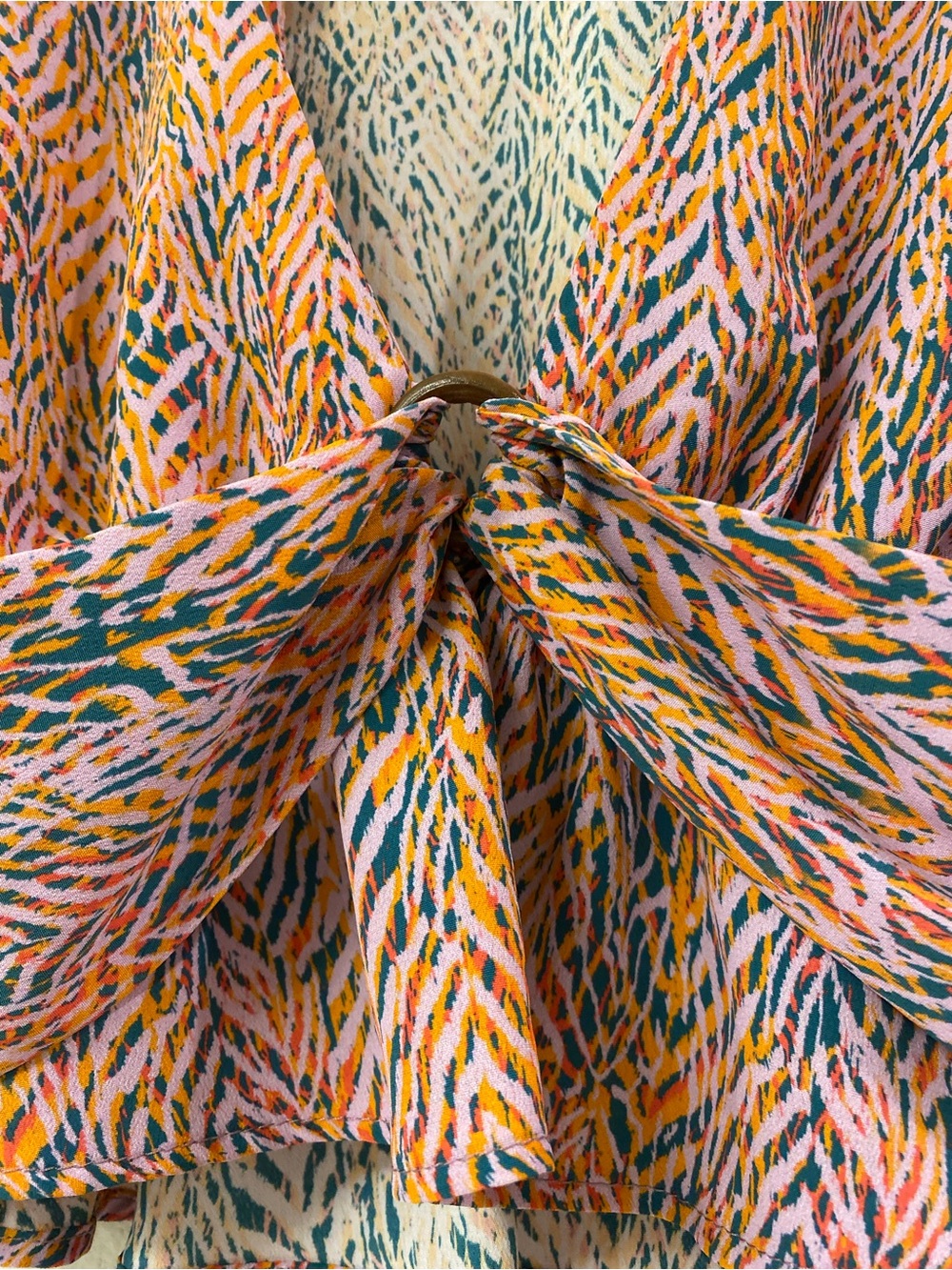 Zara Multi-Color Groovy Cropped Shirt - Picture 2 of 7